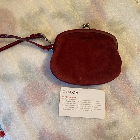 Coach Burgundy Suede Clutch never used - Picture 3 of 7